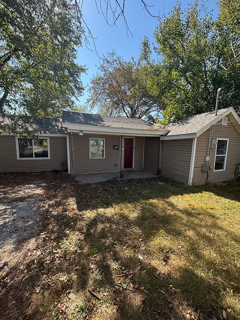 3-Bedroom Home with an Oversized Primary Bedroom & Fenced Backyard — Photo 1