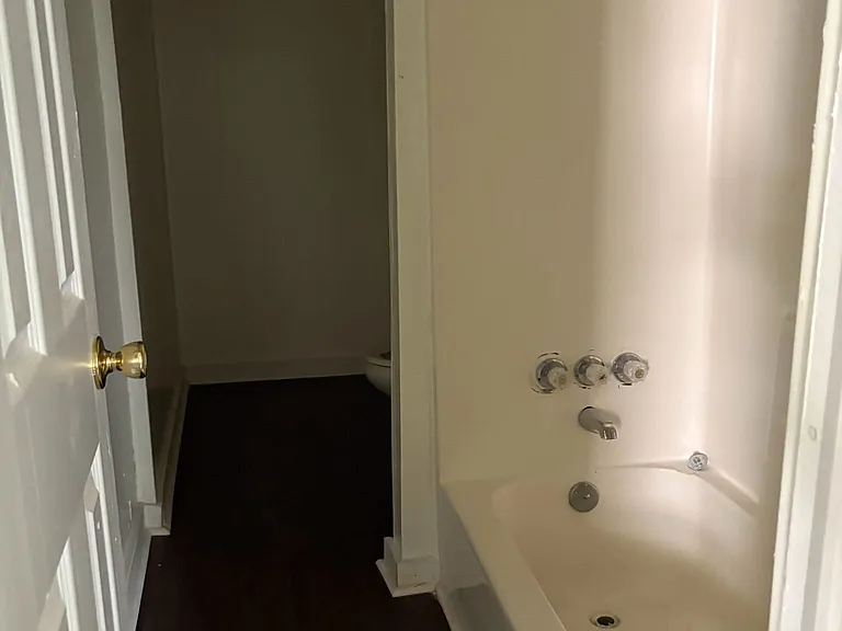 10 Burdette Pl — Photo 6