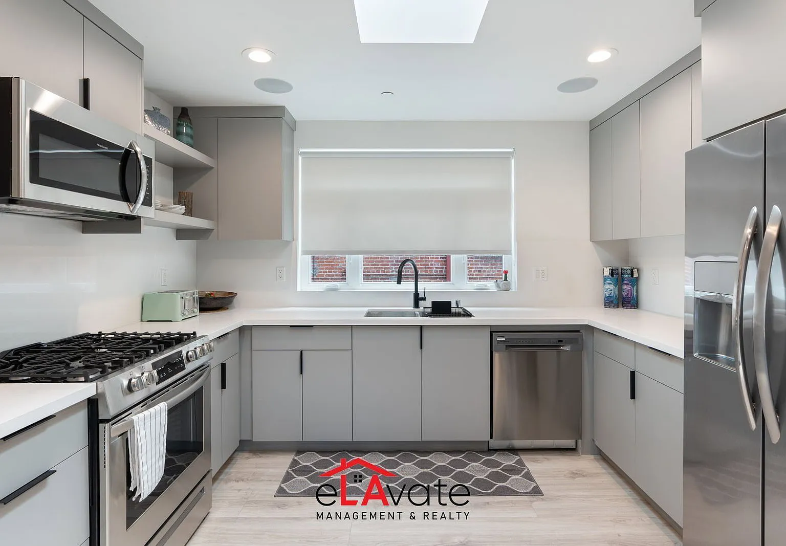 4 bed, 3.5 bath, 1806 sqft, $4,850 — Photo 3