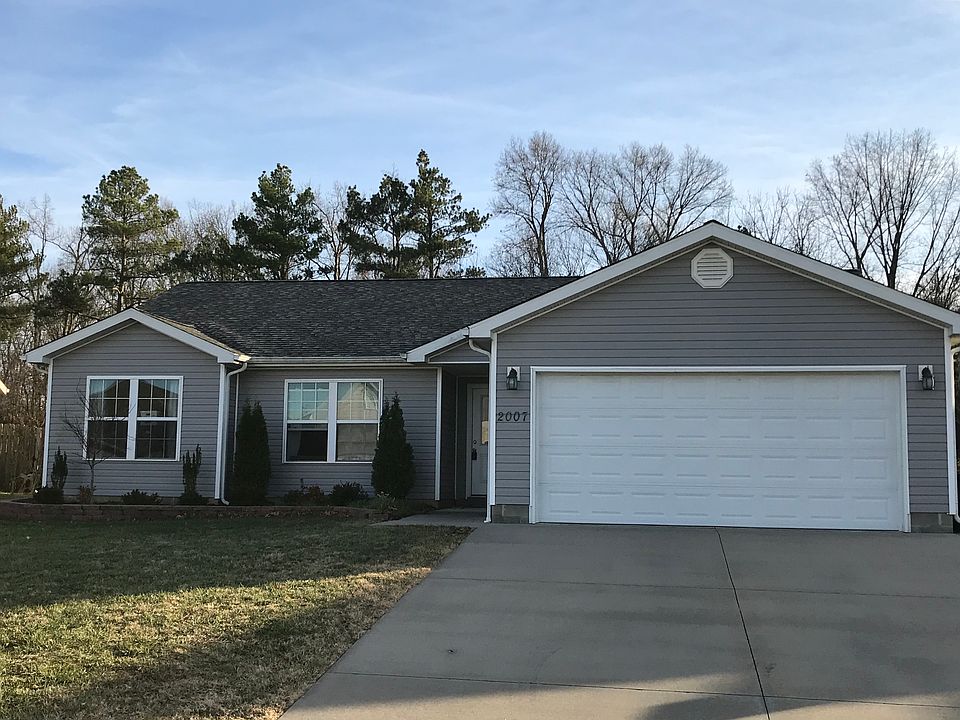 1st image of 2007 E Creekwood Dr