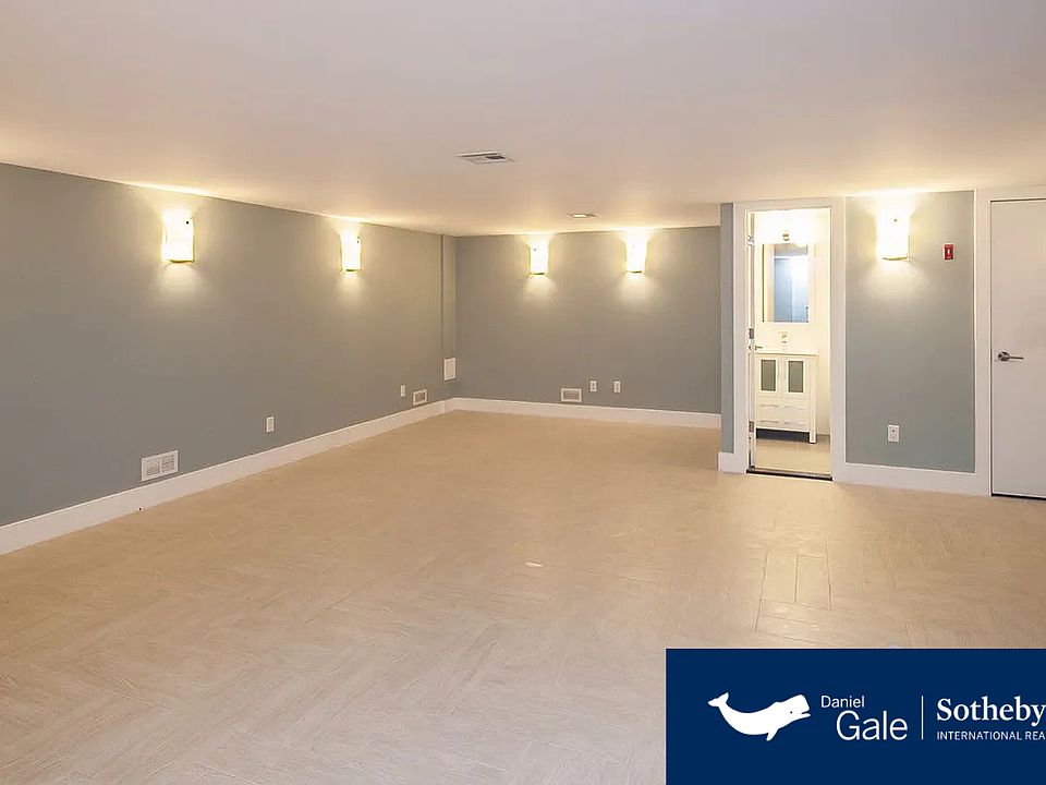 1st image of 672 4th Ave APT 1
