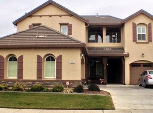 9869 Bluefin Way, Elk Grove, CA 95757