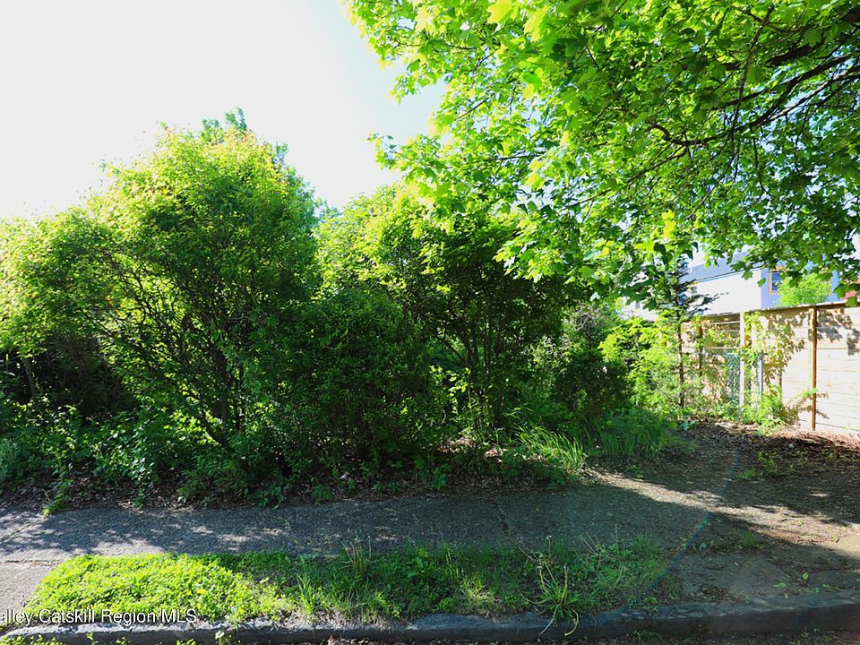 2nd image of 37 Liberty Street