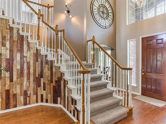 5th image of 11922 Canyon Mills Dr