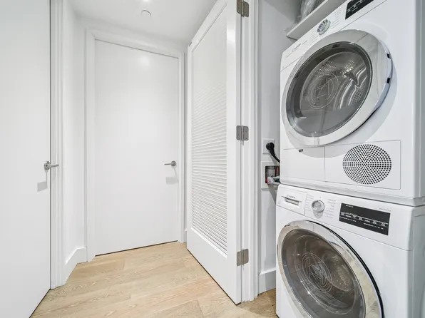 10 Nevins Street image 9 of 19