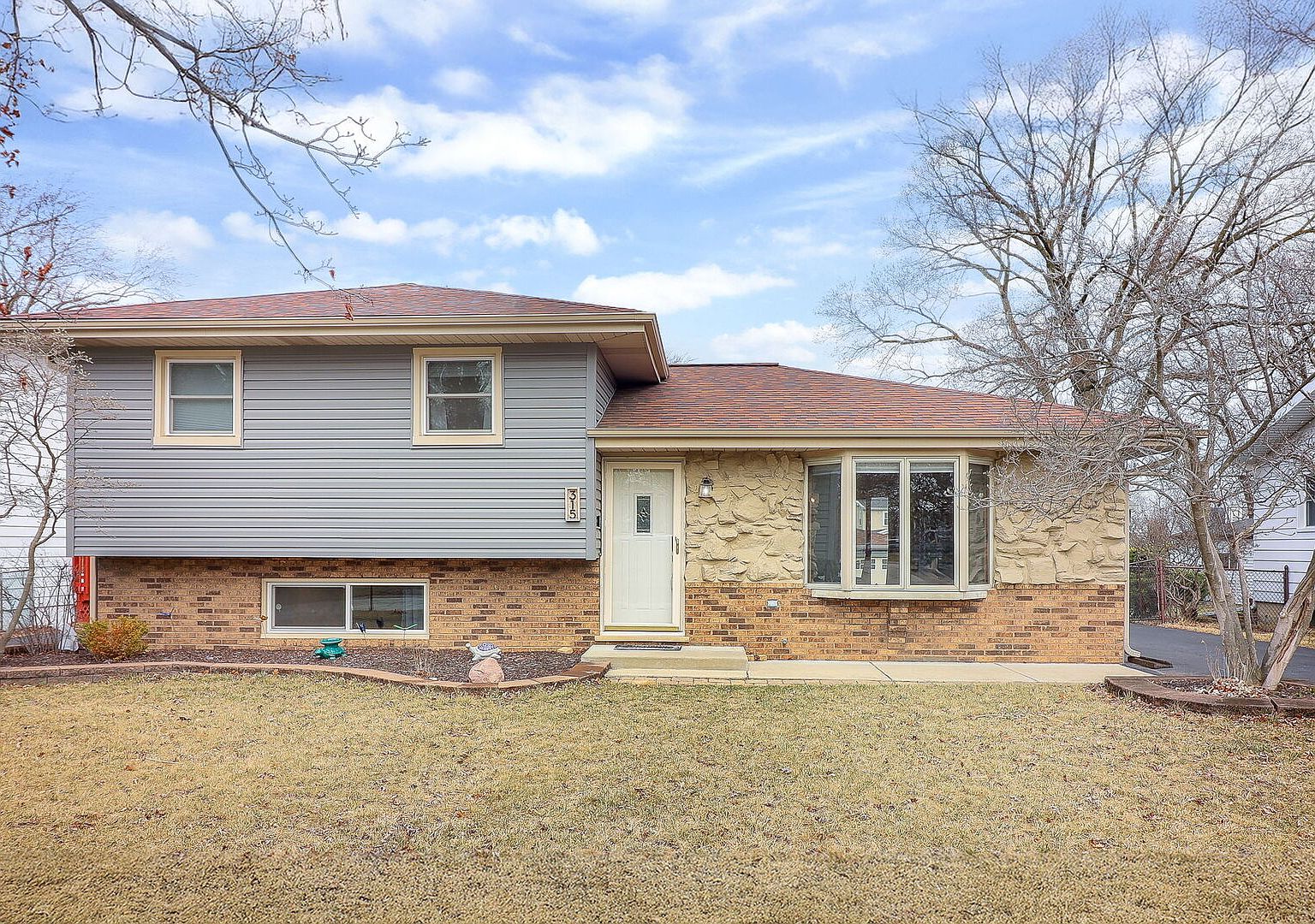 315 Rosehill Dr, Lemont, IL 60439 | Zillow