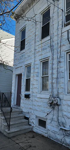 624 Franklin St Photo 1