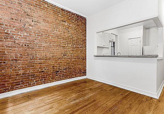 5th image of 206 W 88th St APT 2R