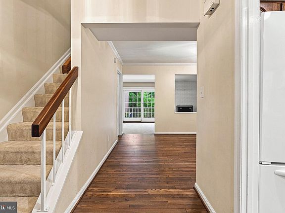 4th image of 6603 Weymouth Ct