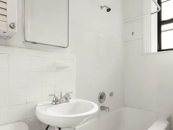 615 West 113th Street image 5 of 7