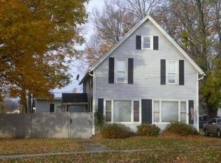 411 Main St, Buchanan, MI 49107