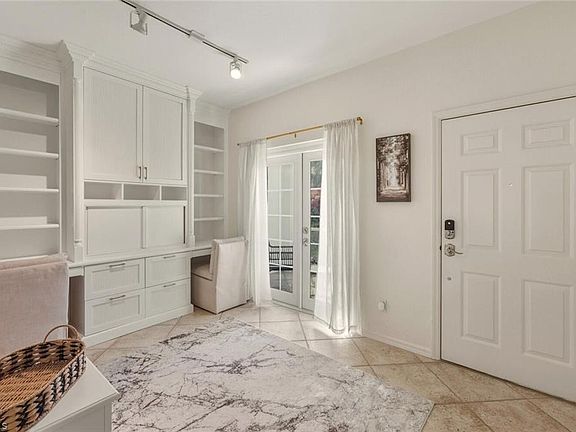 4th image of 871 Tanbark Dr APT 102