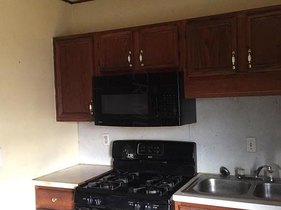 5th image of 649 E Jenkins Ave