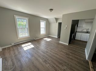6 Fruit St APT 2, Worcester, MA 01609