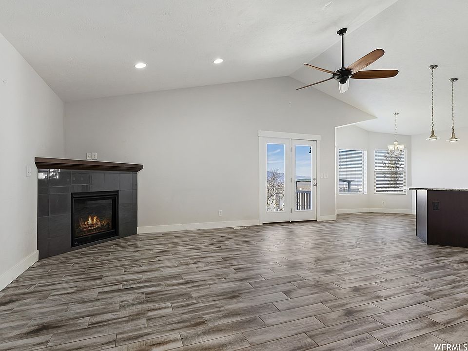 1212 S 1050 W, Tooele, UT 84074 | MLS #1966051 | Zillow