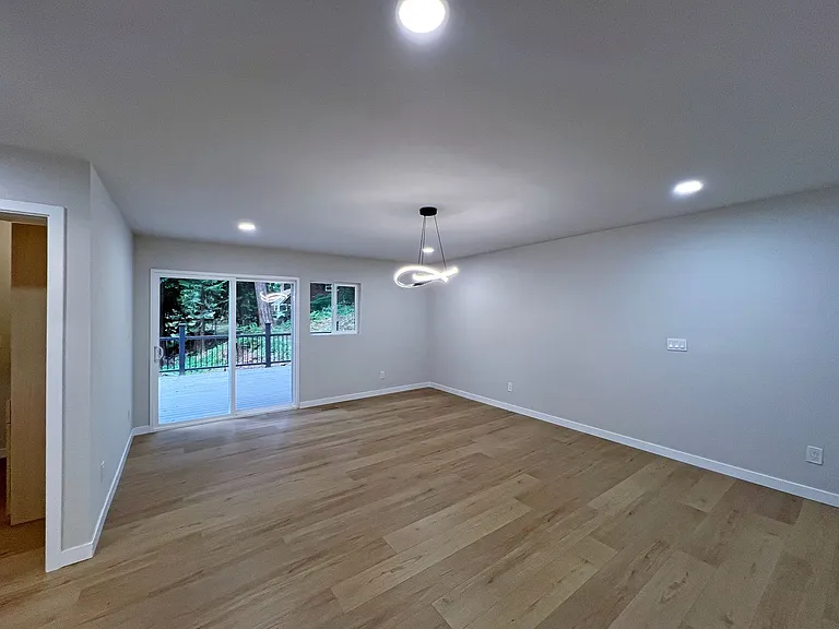 105 Cedar Crest Ln — Photo 34