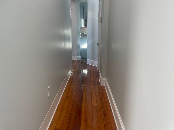 5th image of 132 Greenwood St #3