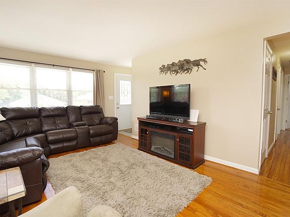5th image of 3246 Floridale Ln