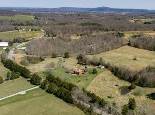 1547 Farmer Rd, Walling, TN 38587