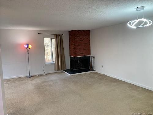 4th image of 1228 Farmington Ave APT C