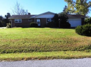 463 Wayland Dr, Forsyth, MO 65653