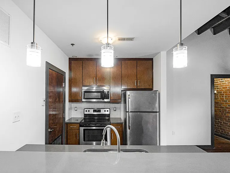 703 N Harrison Street 410 Hancock St — Photo 27
