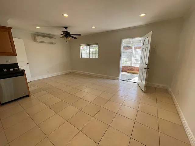 6210 Calvin Ave — Photo 11