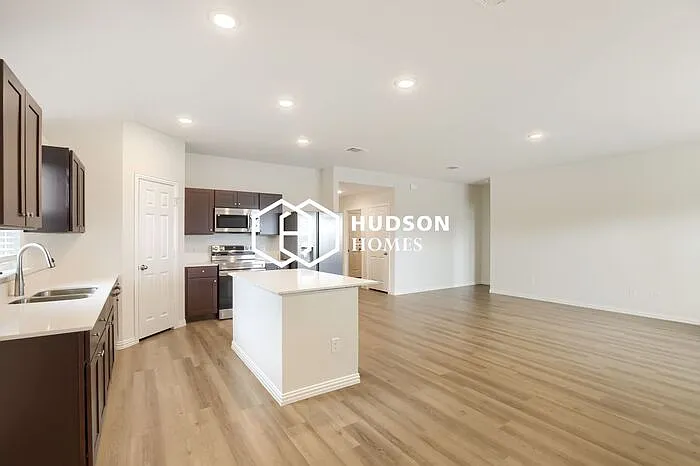 3820 Poteet Ct — Photo 5