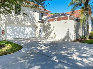 4293 Court Ln #15-C, Naples, FL 34109
