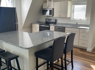329 Summer St #3, Manchester, MA 01944
