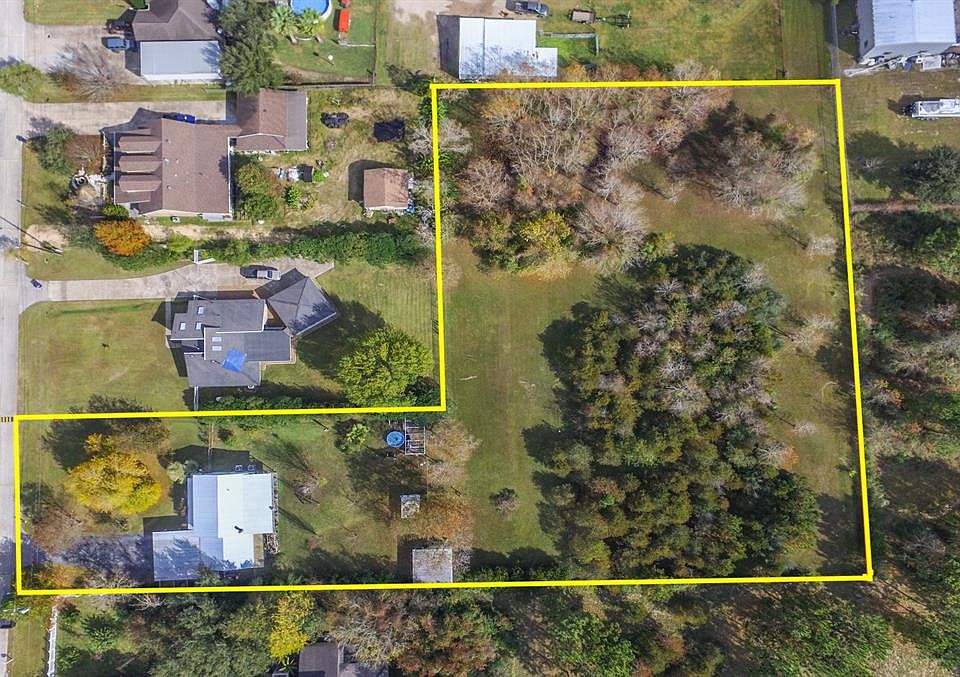 1st image of 1015 Lewis Dr