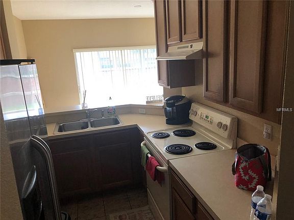 4th image of 13281 Daniels Landing Cir