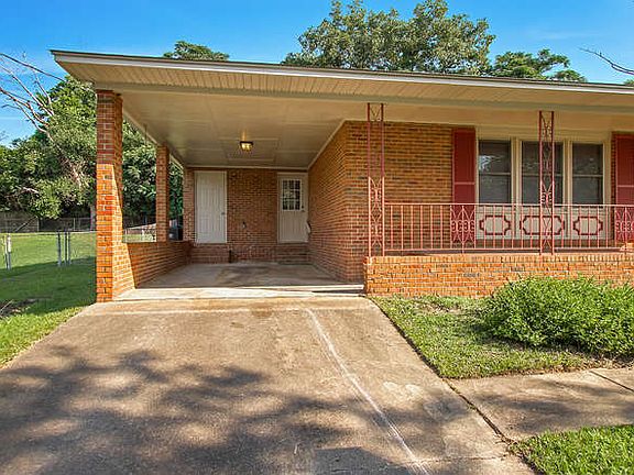 Single-Car Carport
