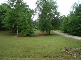 1680 Williams Cir, Gay, GA 30218