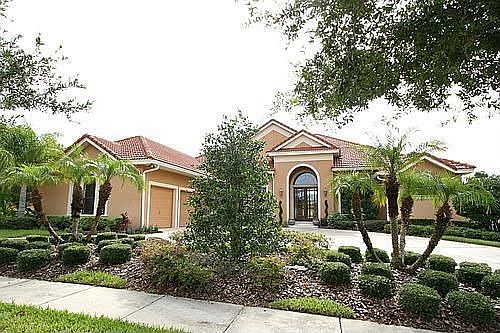 Front - 3 car garage
