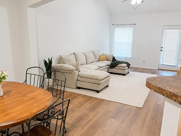160 Brandimere Dr — Photo 9