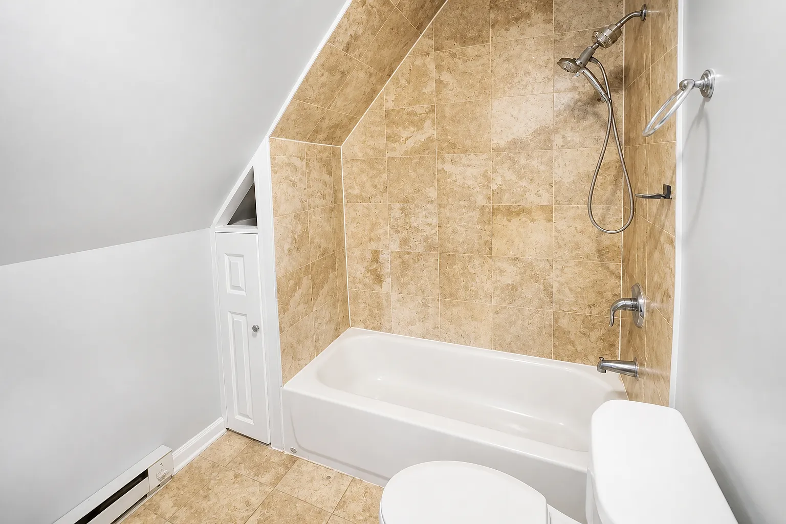 1 bed, $1,575 — Photo 4