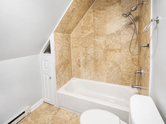 3rd image of 334 Fulton St #3AA