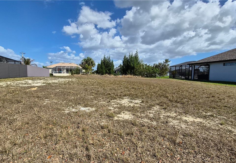 1st image of 1605 SW 17th Pl