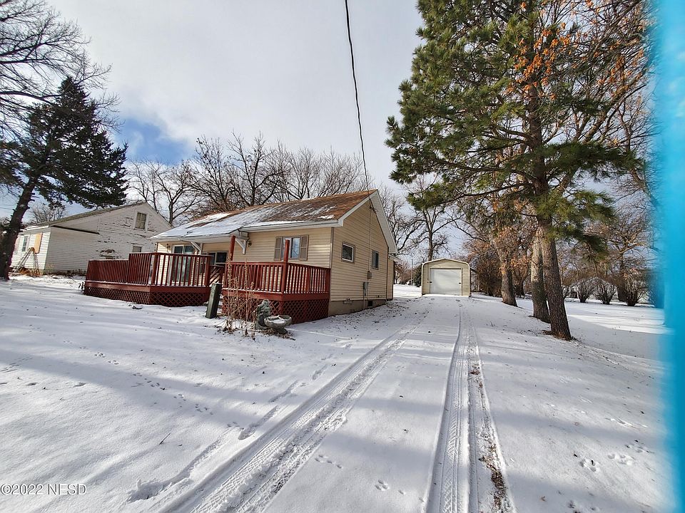 117 W 1st St, ster, SD 57274 Zillow
