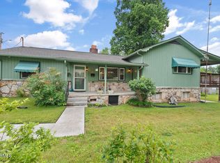 307 W Faunce Rd, Oak Ridge, TN 37830