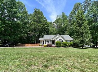1522 Middle Ridge Dr, Willow Spring, NC 27592