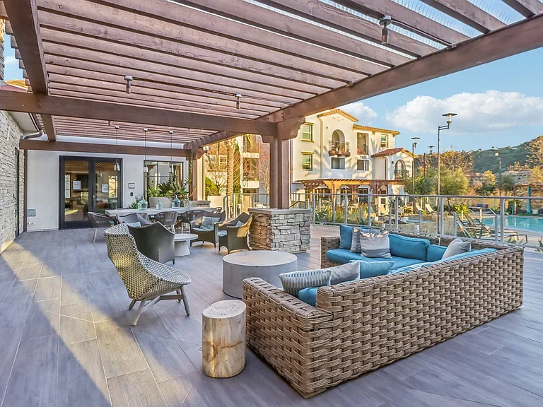 Marisol Apartments — Photo 20