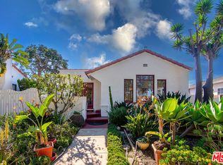 1034 Pacific St, Santa Monica, CA 90405