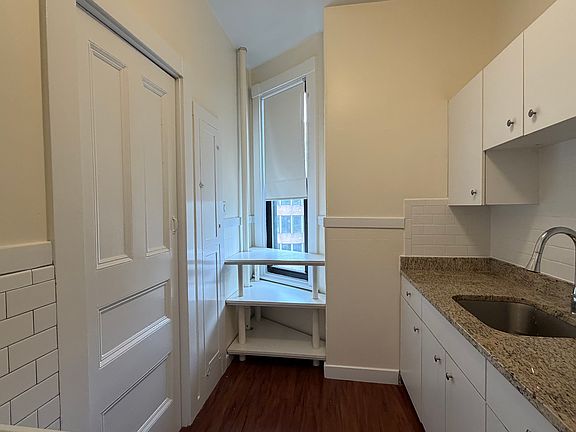 2nd image of 502 Beacon St #46