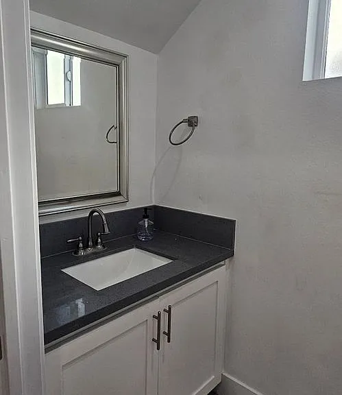 60(1662B) — Photo 23