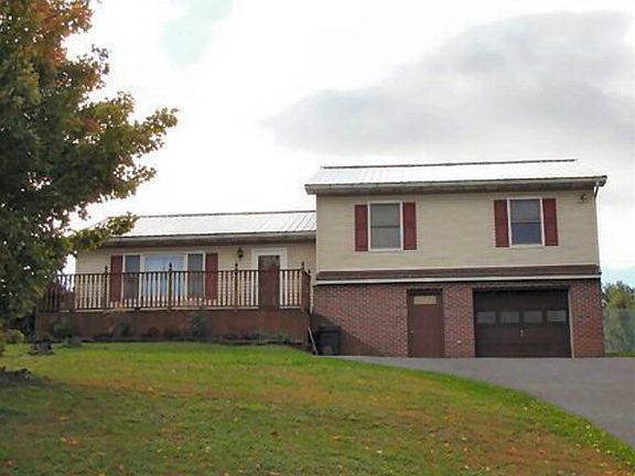 3rd image of 2543 Wynonah Dr