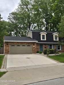 710 Royal Oak Dr, Saint Marys, OH, 45885