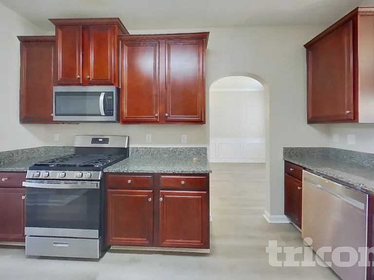 7587 Poplar Falls St — Photo 7