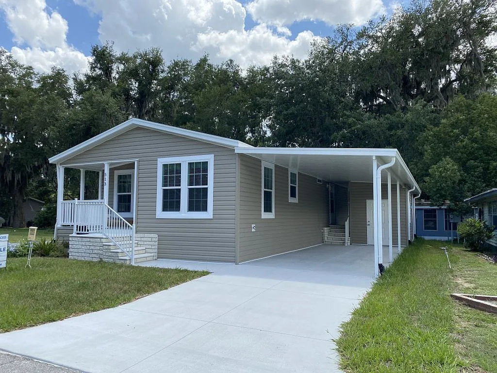 3 bed, 2.0 bath, 1198 sqft, $1,499 — Photo 2
